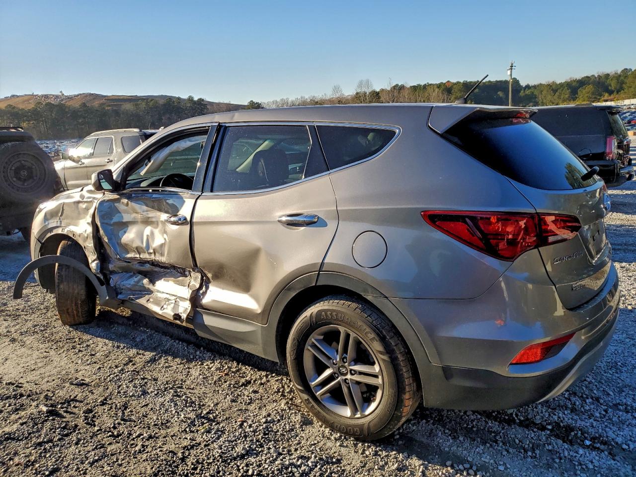 Hyundai SANTA FE Image 4