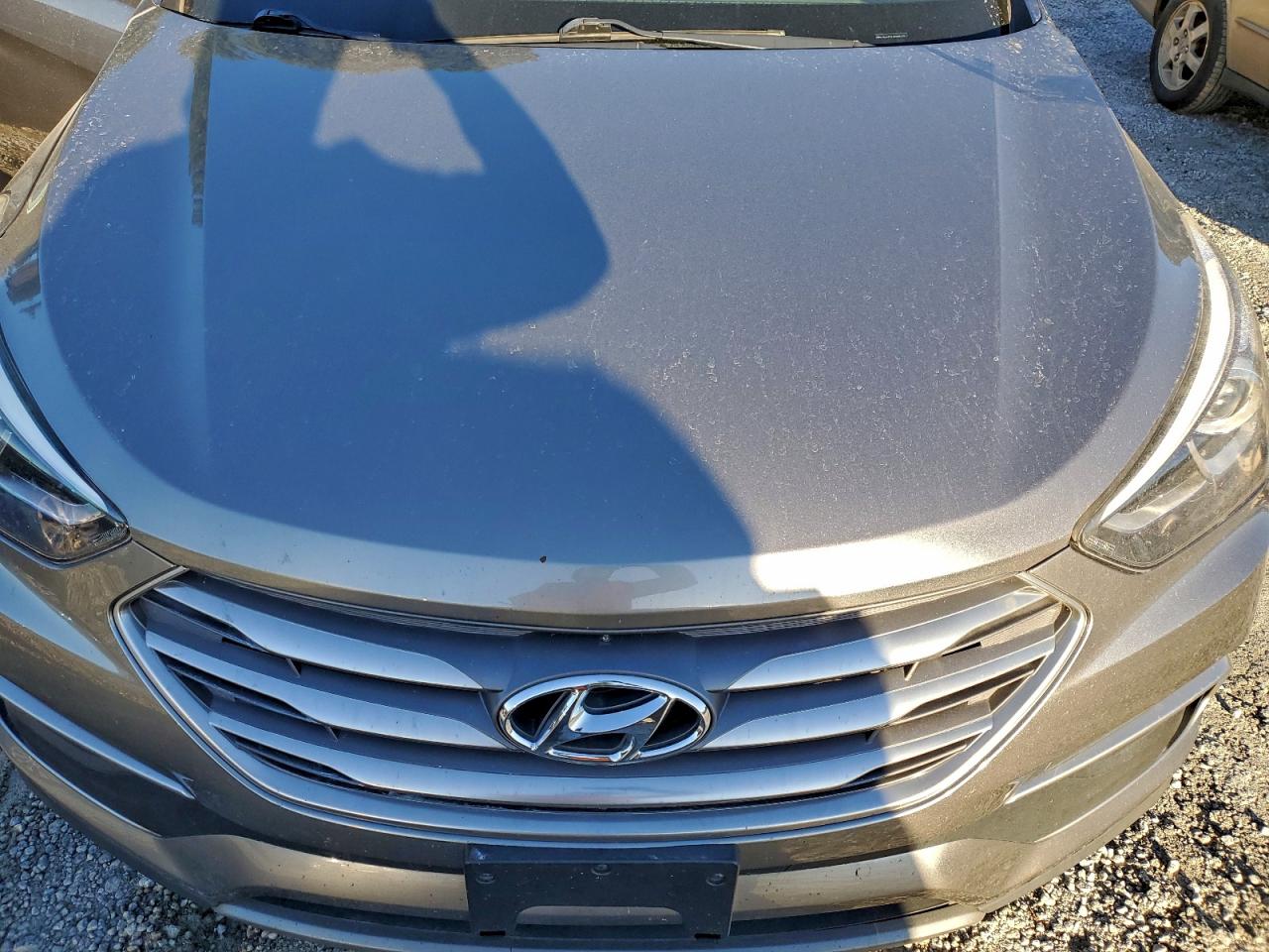 Hyundai SANTA FE Image 2