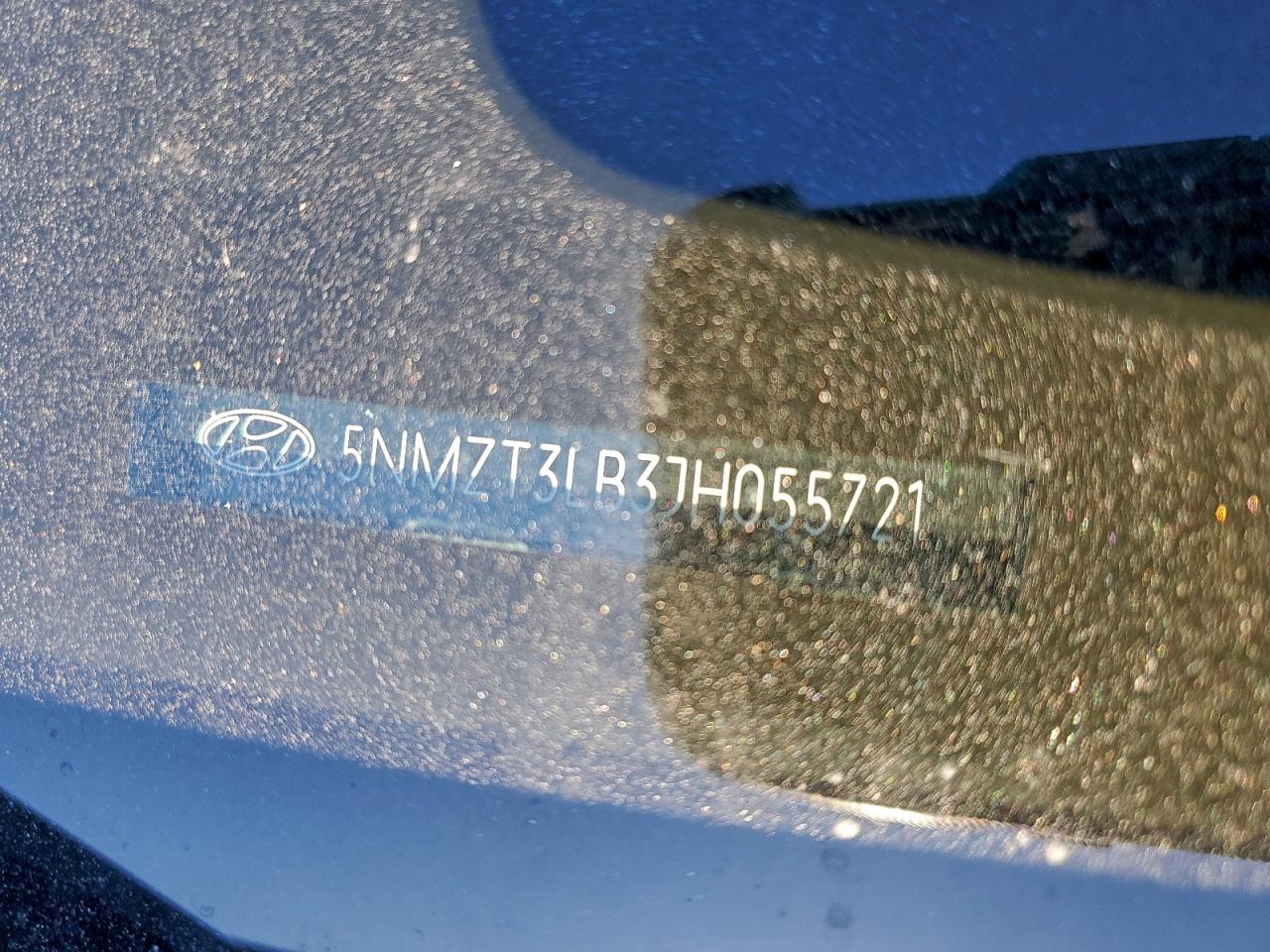 Hyundai SANTA FE Image 3