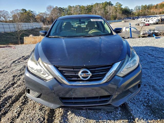 Nissan Altima 2.5 Image 8