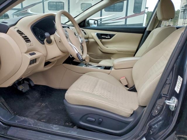 Nissan Altima 2.5 Image 11