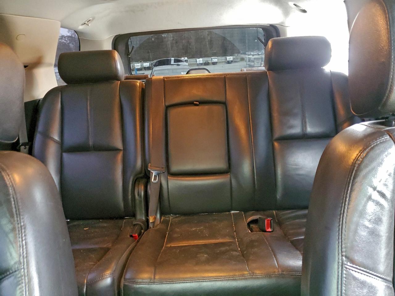 Chevrolet Tahoe K1500 Lt Image 6