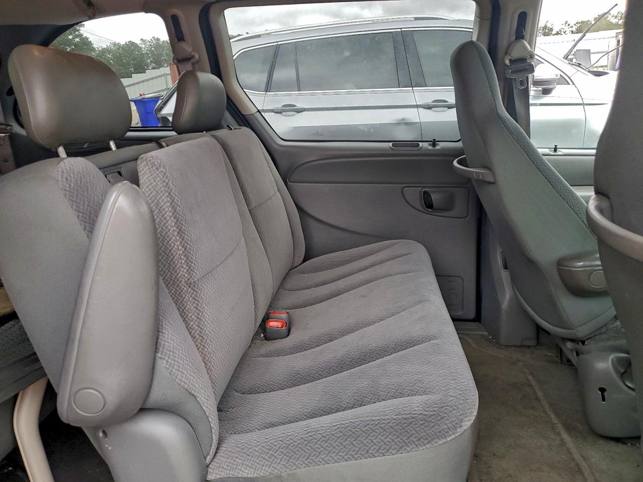 Dodge Caravan Se Image 13