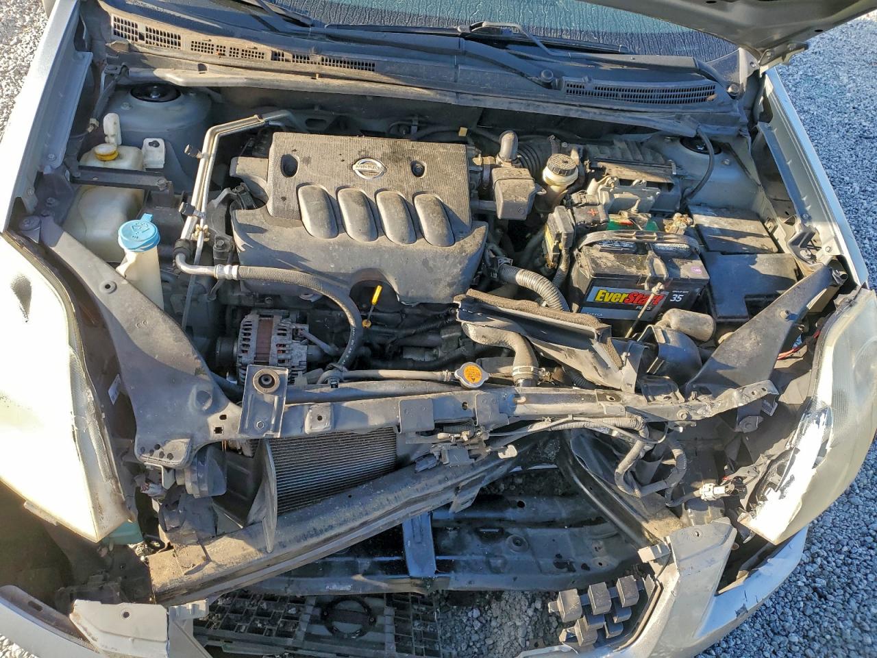 Nissan Sentra 2.0 Image 8