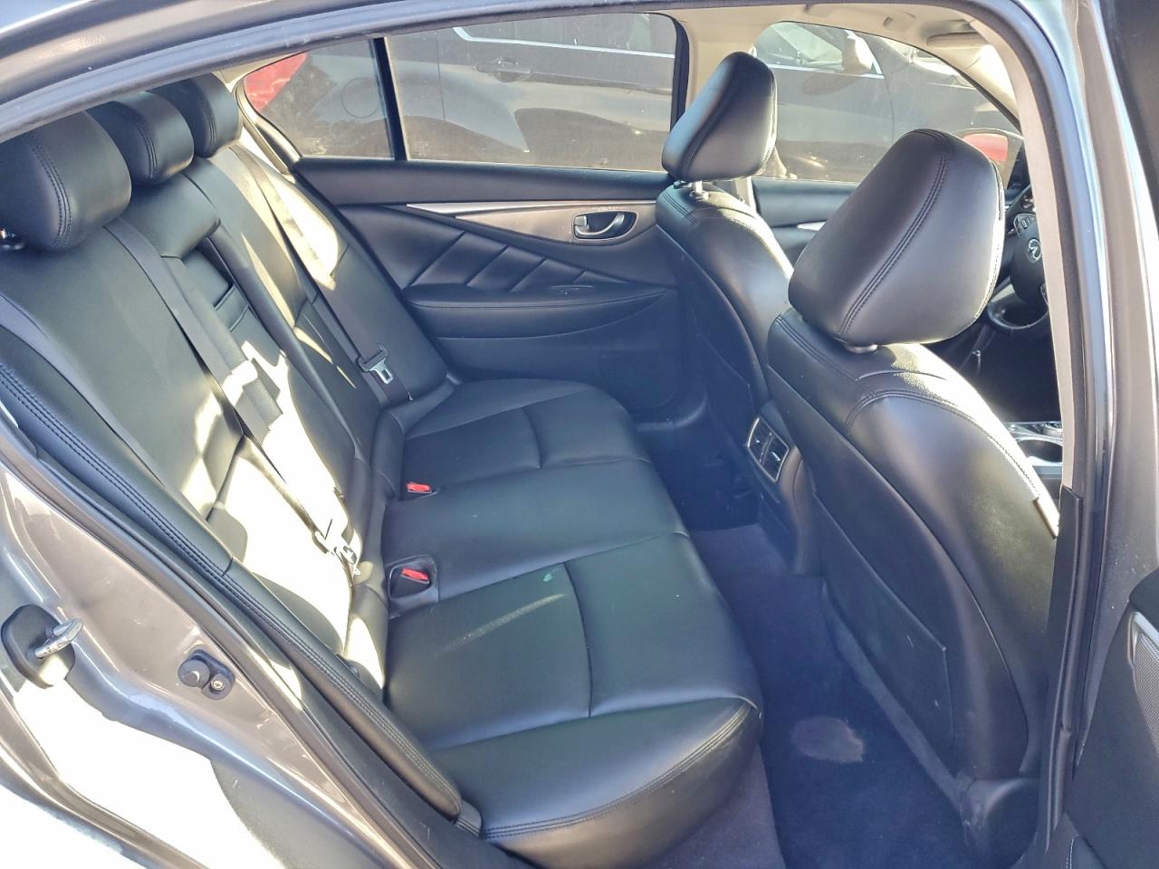 INFINITI Q50 Base Image 6