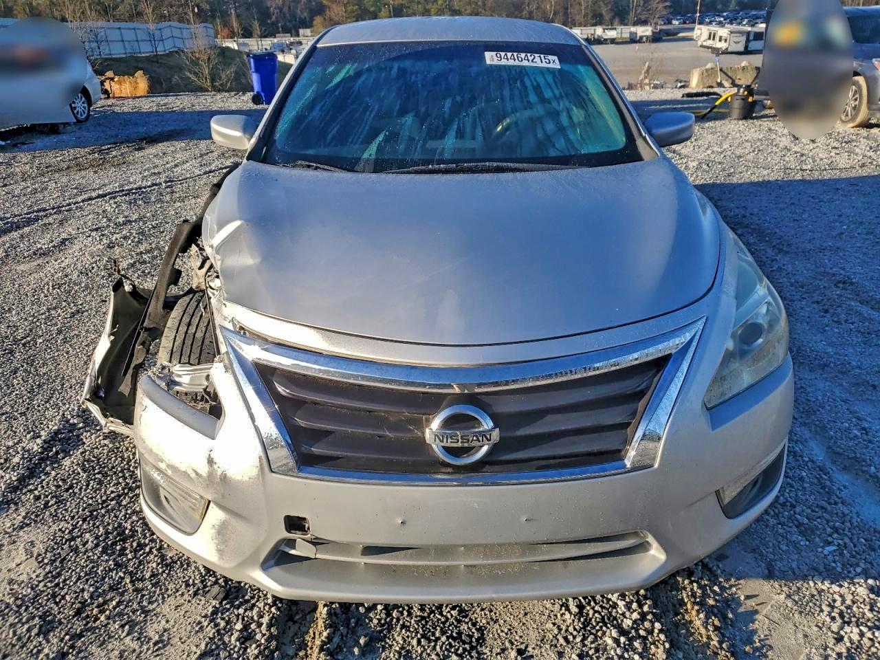 Nissan Altima 2.5 Image 12