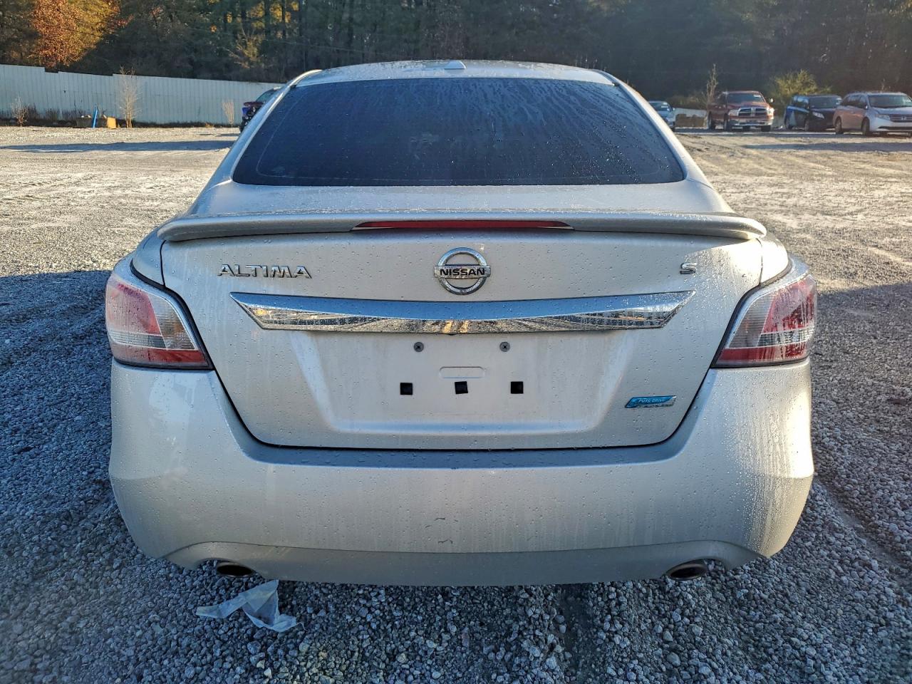 Nissan Altima 2.5 Image 4