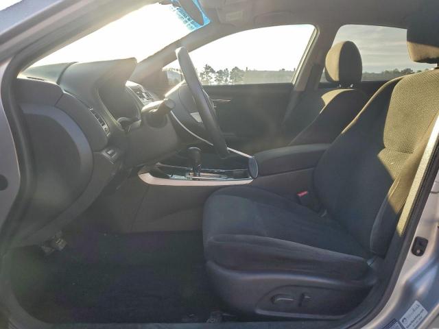 Nissan Altima 2.5 Image 8