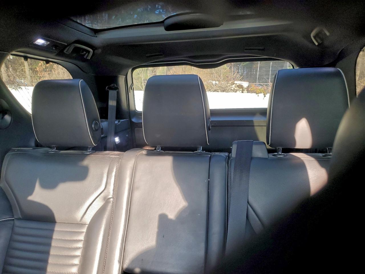 Land Rover Discovery Hse Image 6