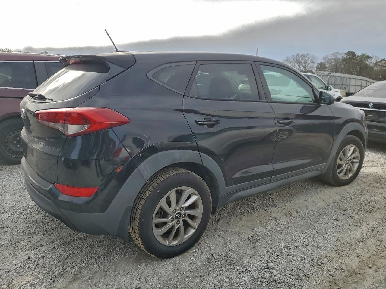 Hyundai TUCSON Se Image 8