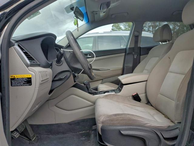 Hyundai TUCSON Se Image 9