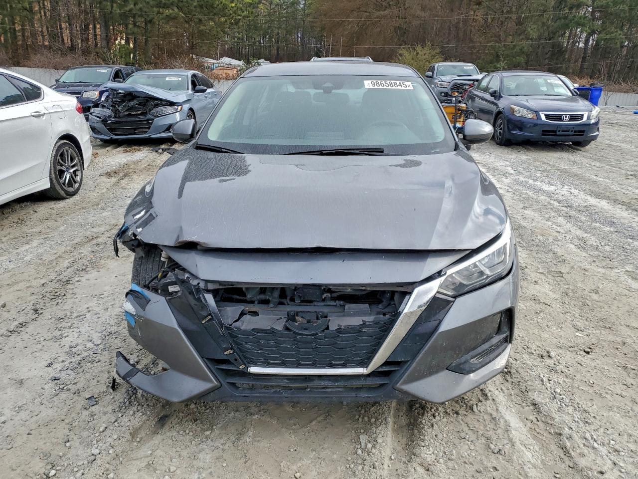 Nissan Sentra S Image 7