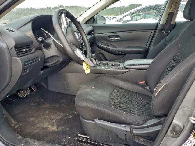 Nissan Sentra S Image 9