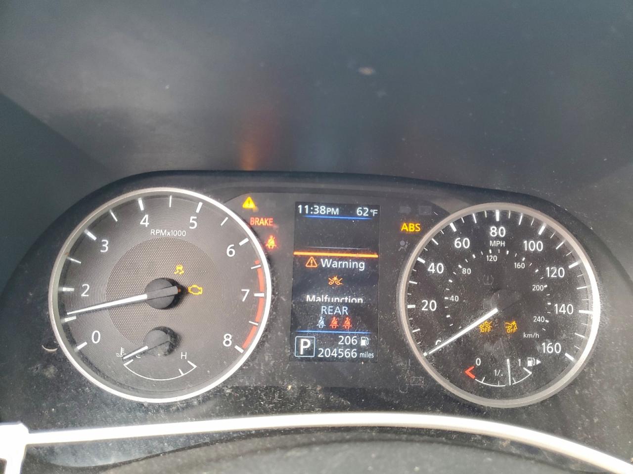 Nissan Sentra S Image 6