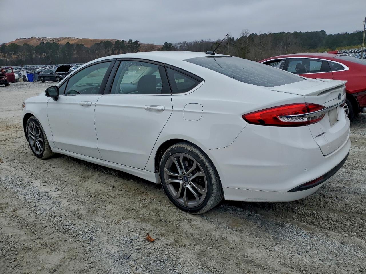 Ford Fusion Se Image 12