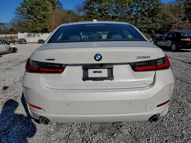 BMW 3 Series Image 11