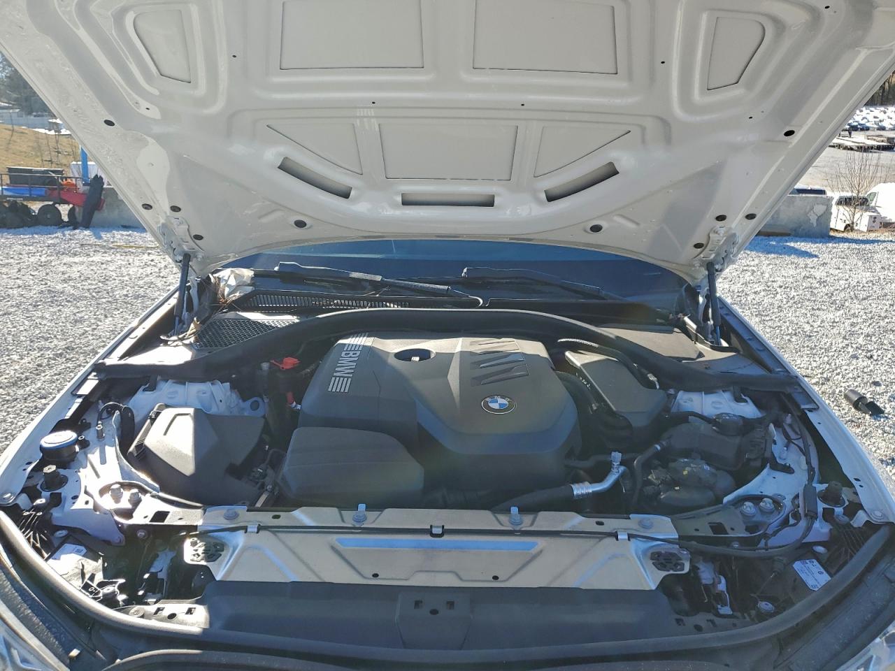 BMW 3 Series Image 12