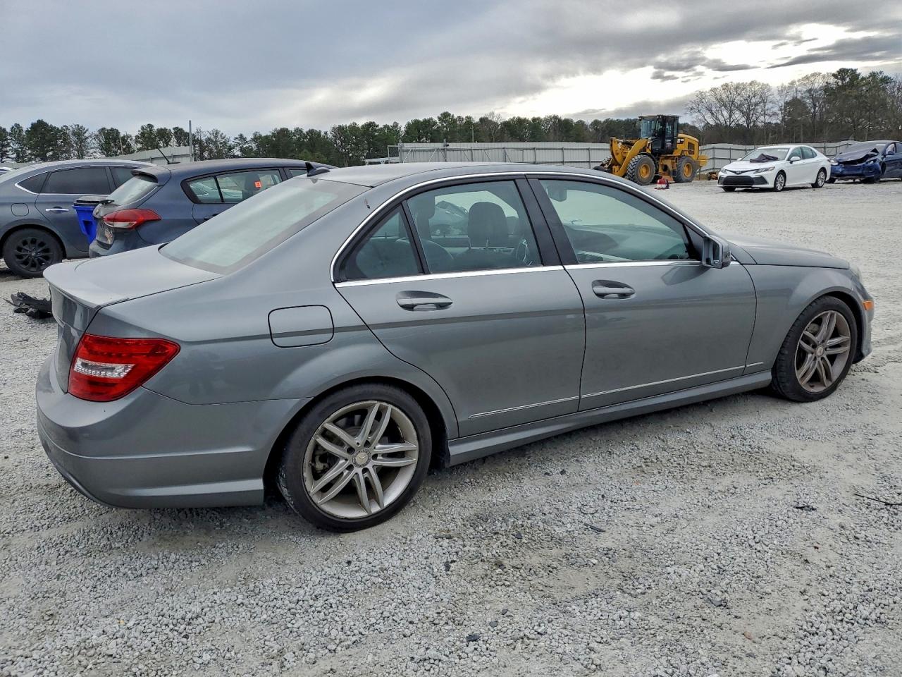 Mercedes-Benz C-Class 250 Image 8
