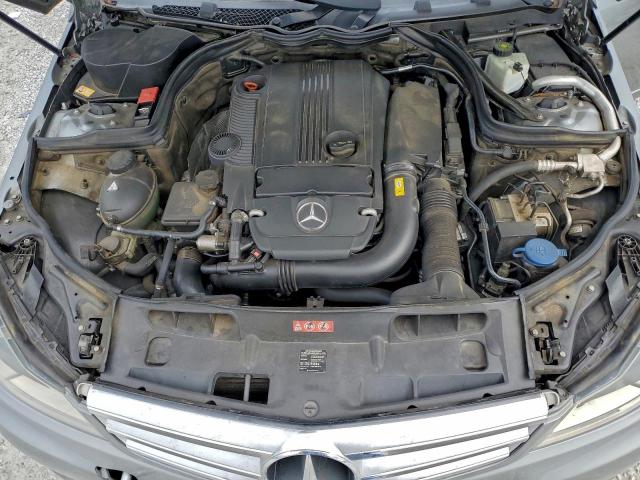 Mercedes-Benz C-Class 250 Image 12