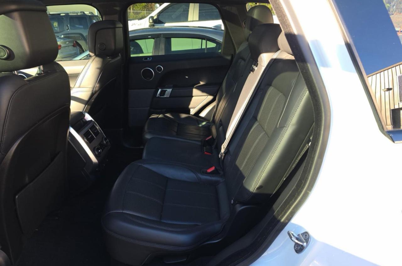 Land Rover Range Rover Hse Image 12