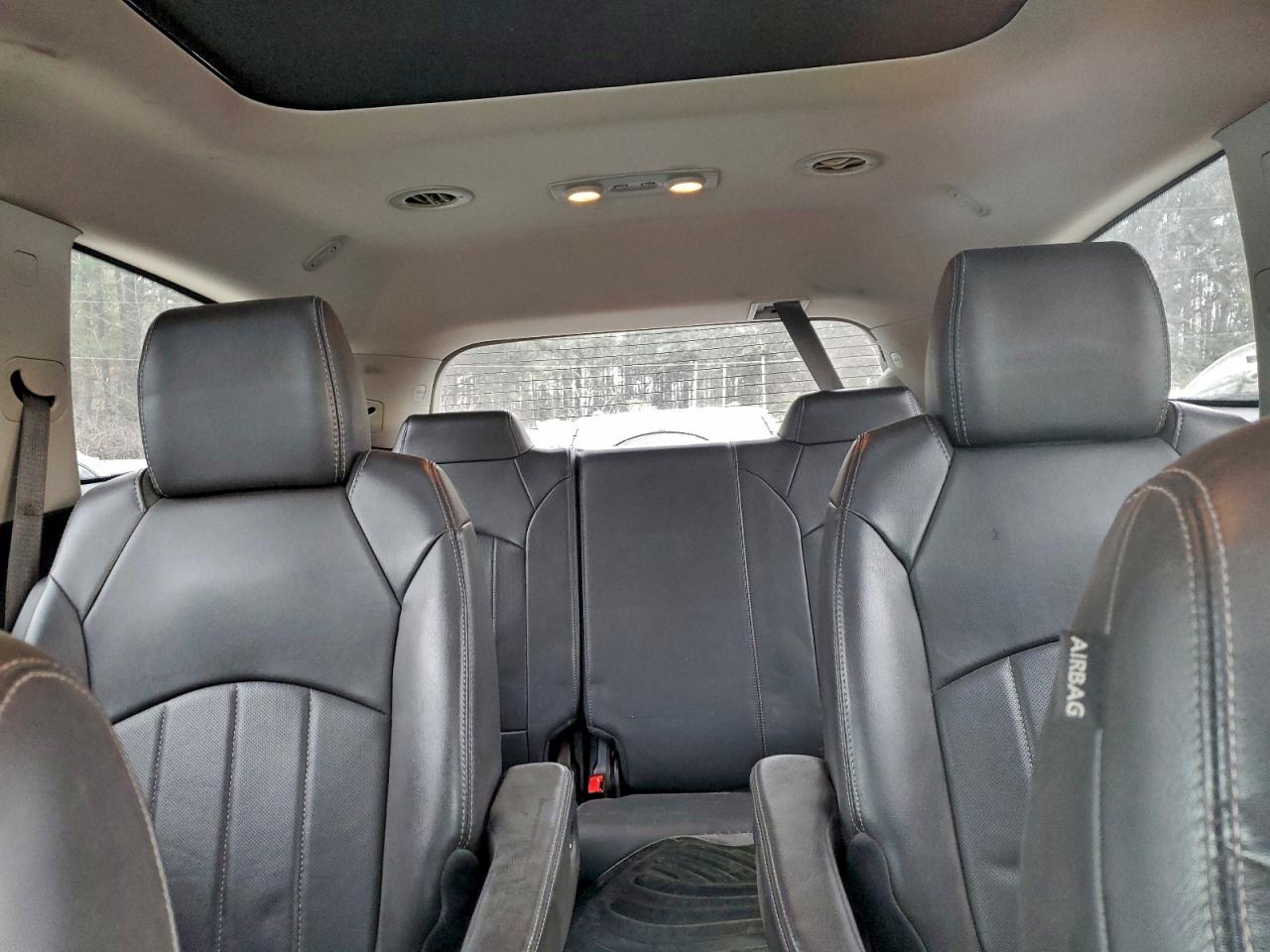 Buick Enclave Image 4
