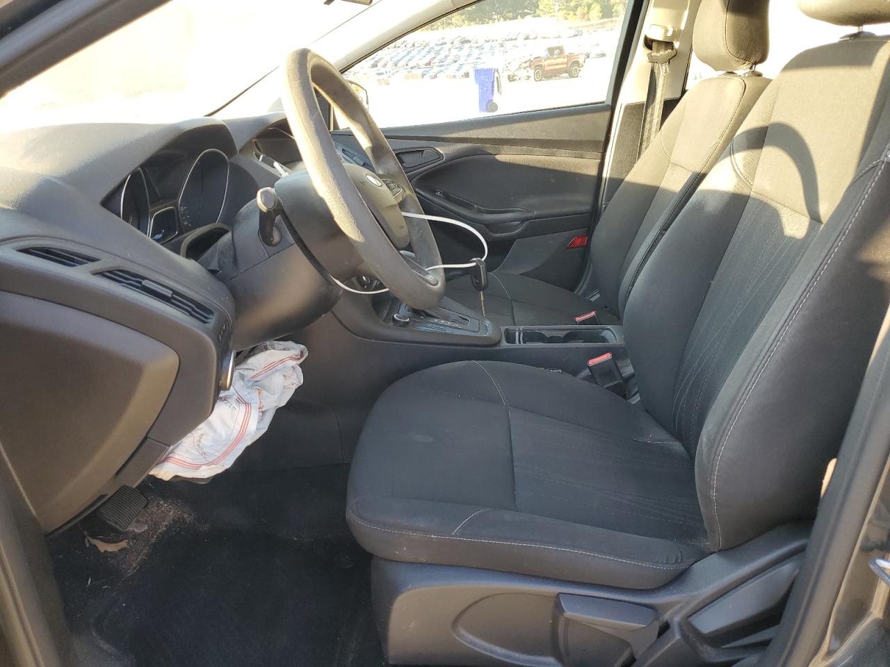 Ford Focus S Image 5