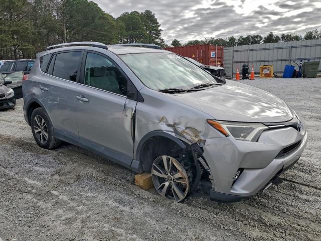 Toyota RAV4 Xle Image 4