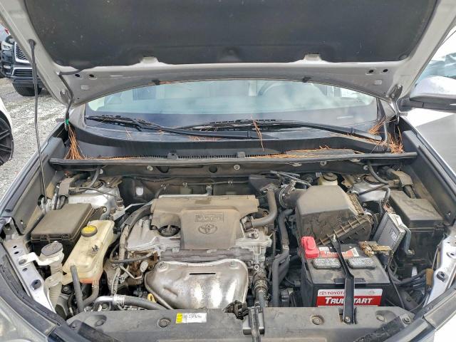 Toyota RAV4 Xle Image 8