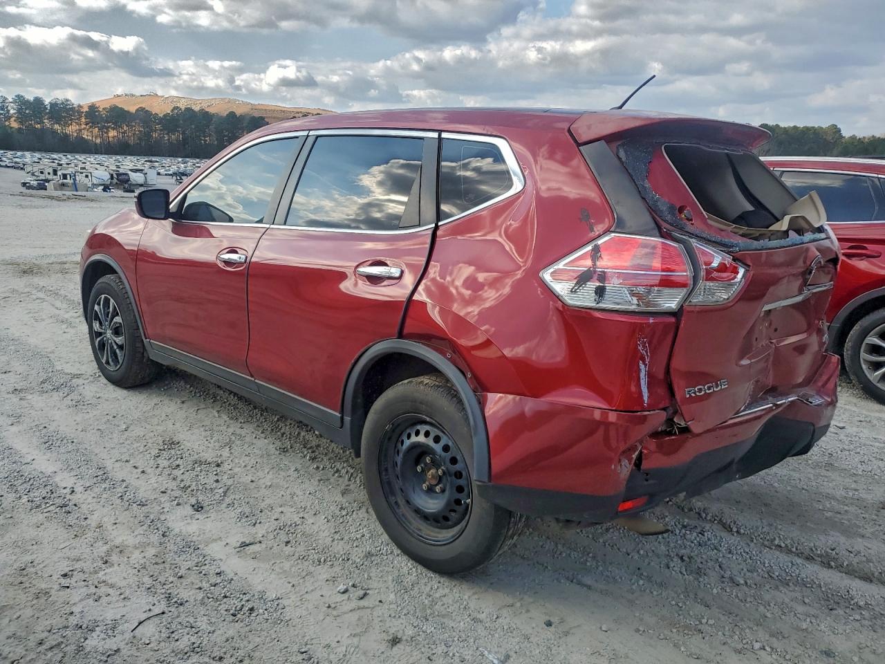Nissan Rogue S Image 10