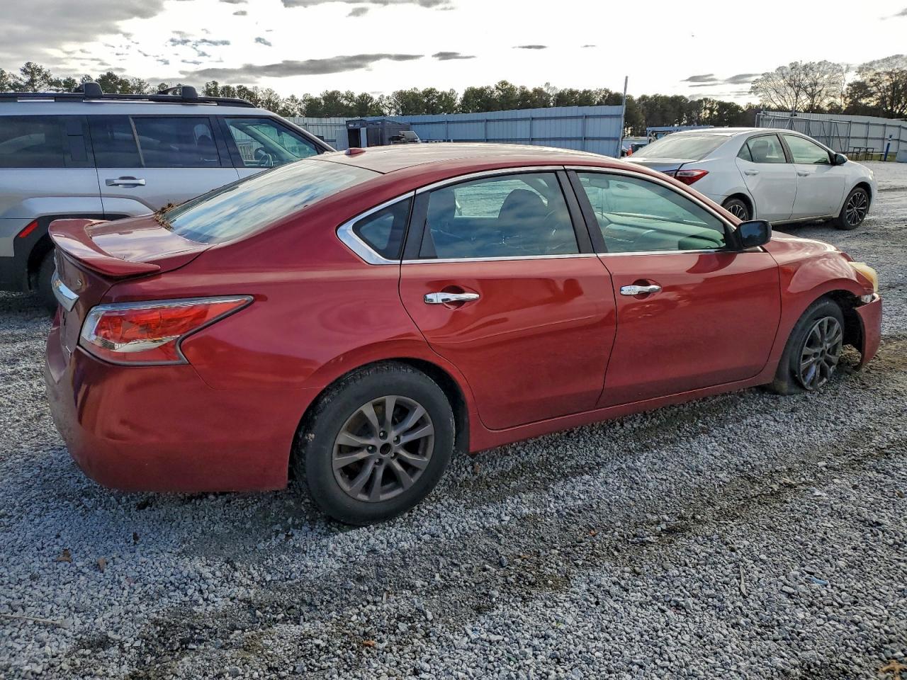 Nissan Altima 2.5 Image 3