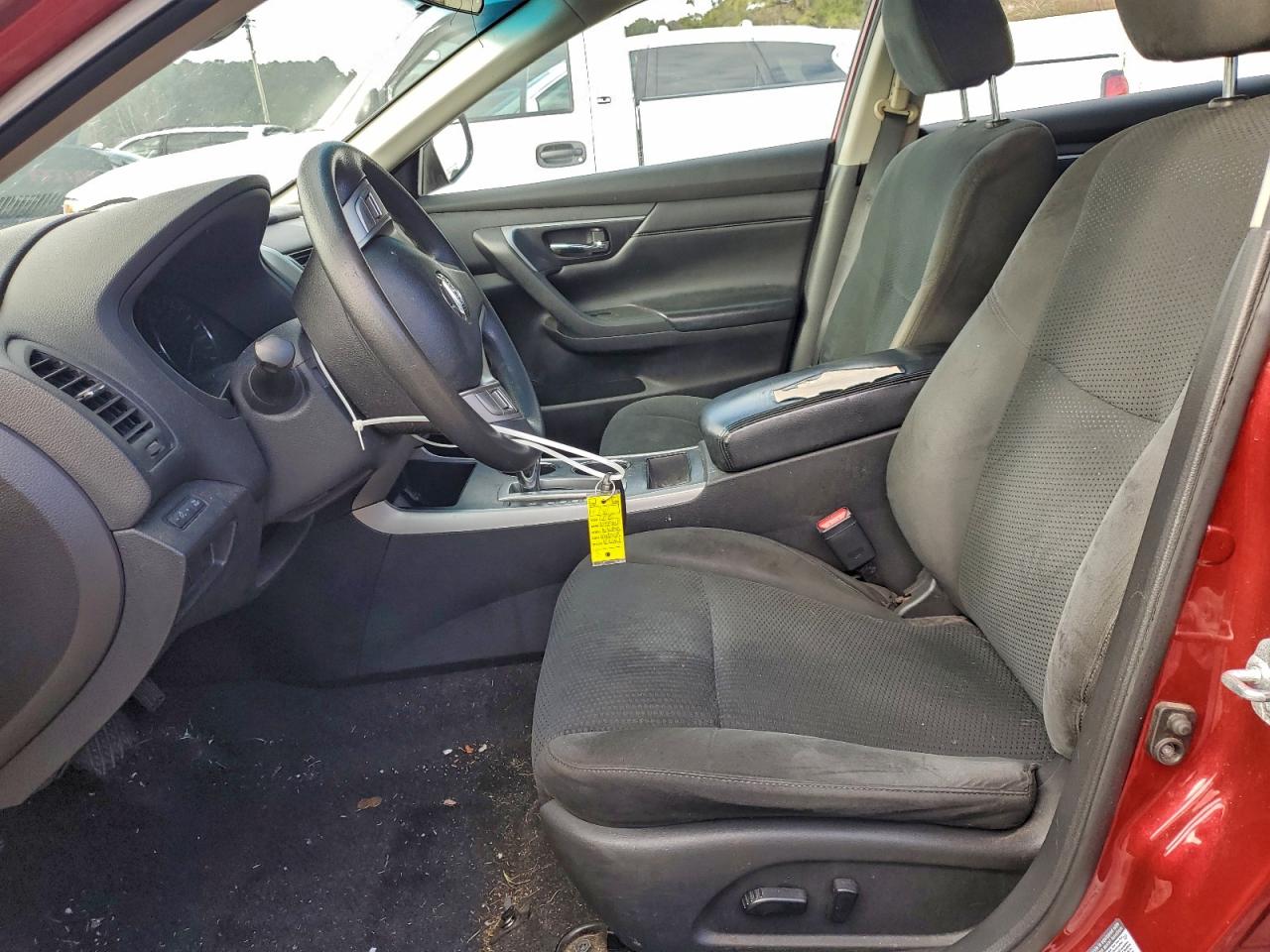 Nissan Altima 2.5 Image 6