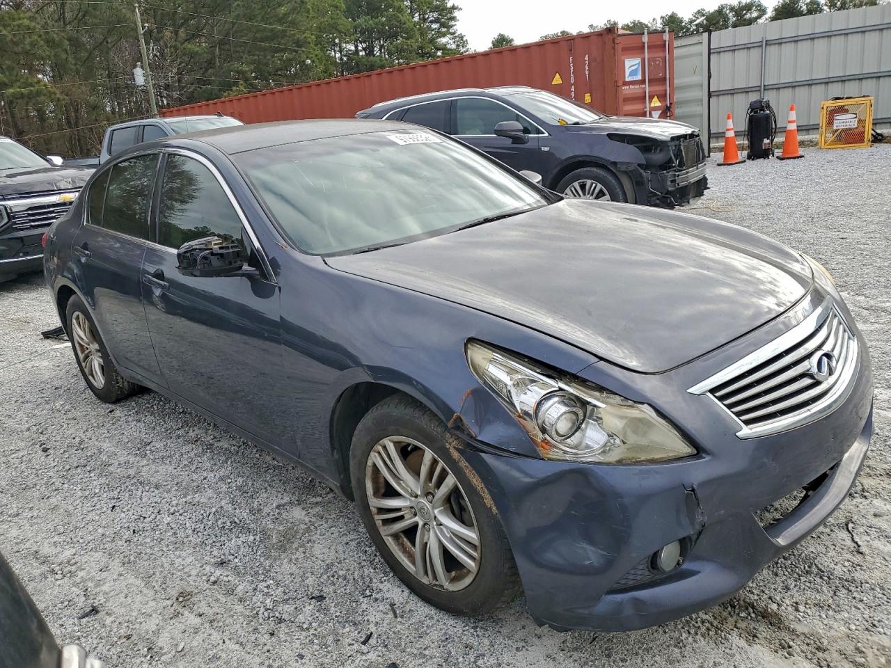 INFINITI G37 Image 9
