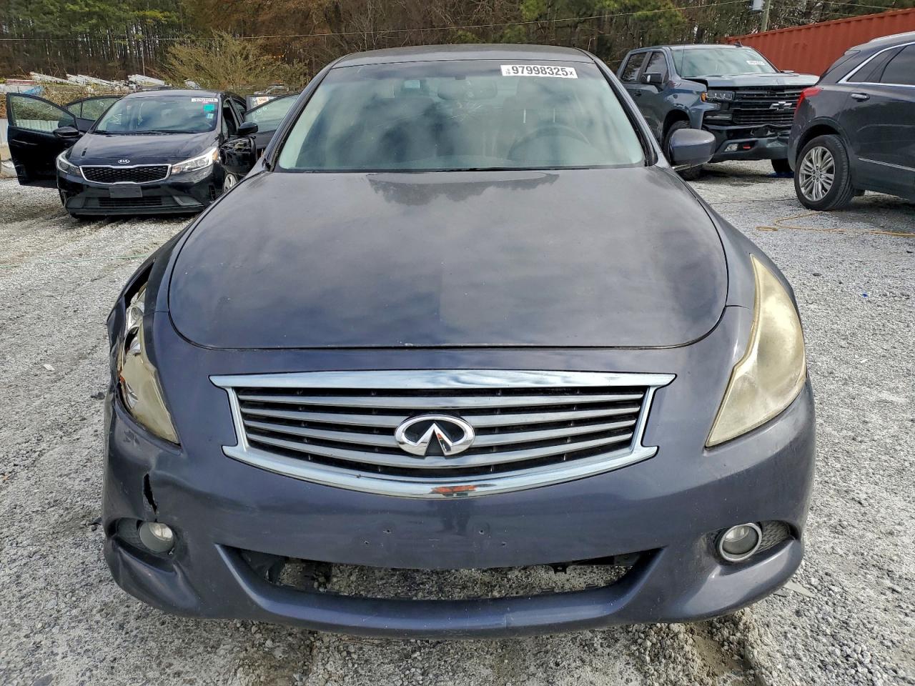 INFINITI G37 Image 8