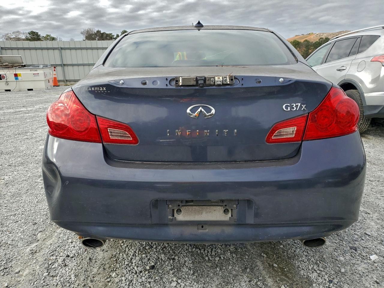 INFINITI G37 Image 4