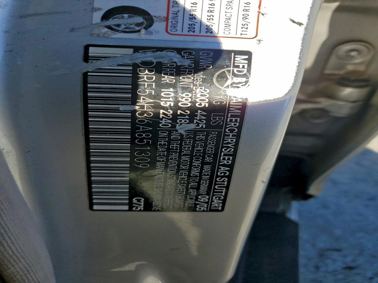 Mercedes-Benz C-Class 280 Image 9