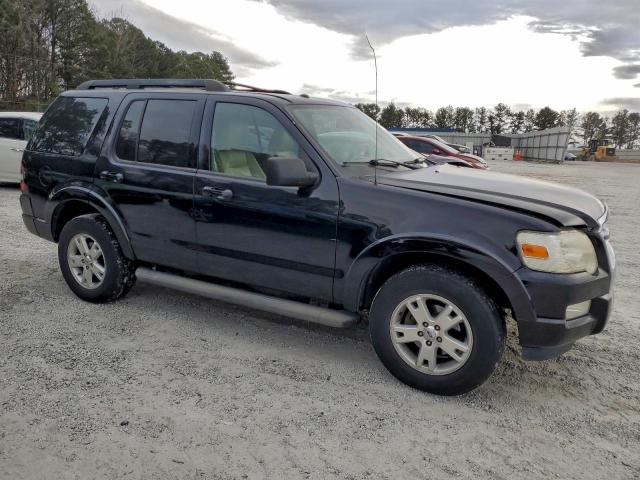 Ford Explorer Xlt Image 2