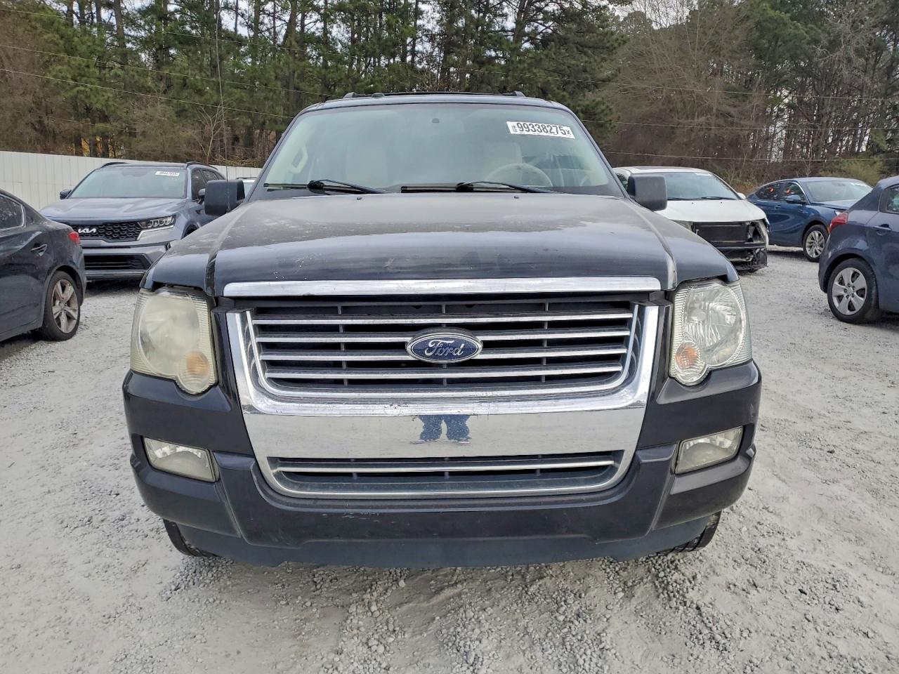 Ford Explorer Xlt Image 13
