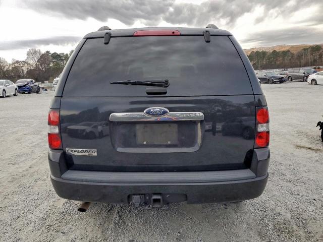 Ford Explorer Xlt Image 6