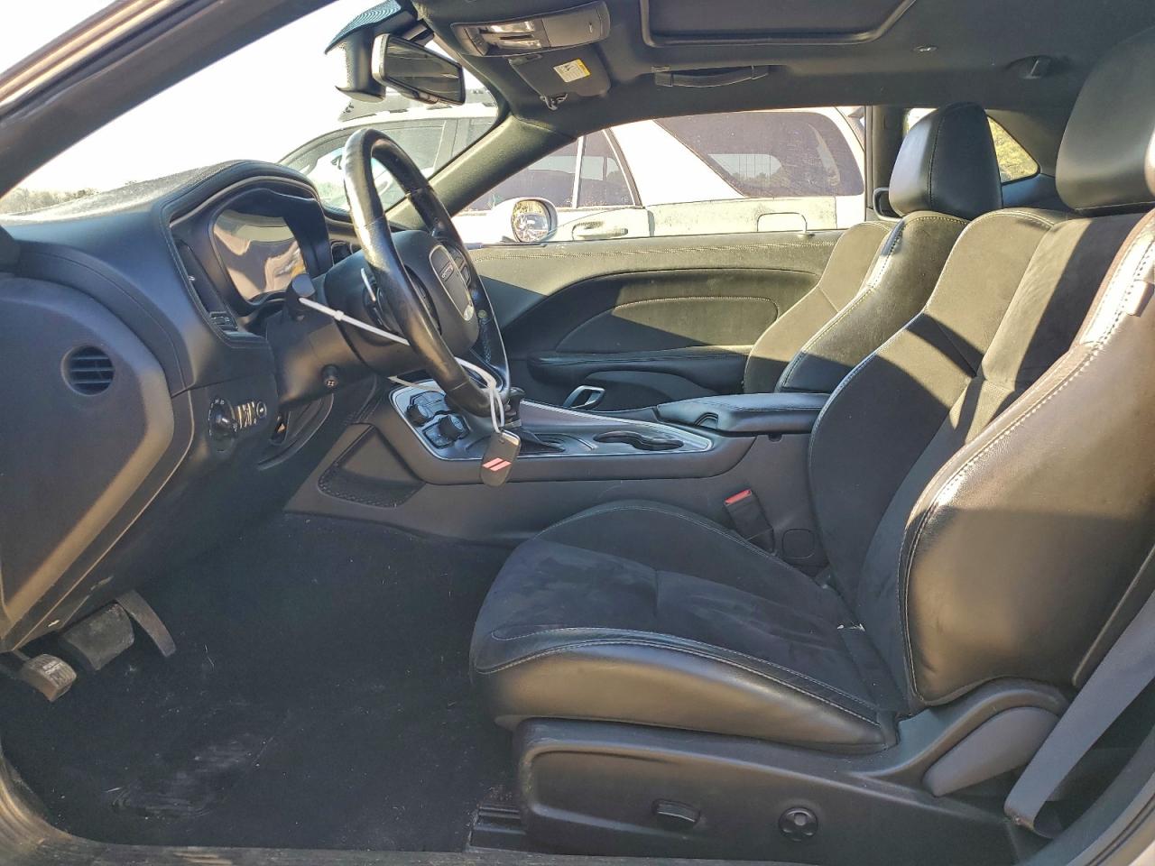 Dodge Challenger Gt Image 9