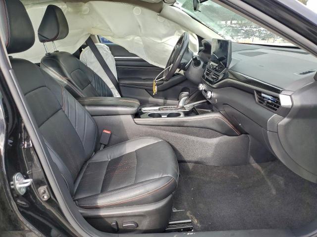 Nissan Altima Sr Image 11