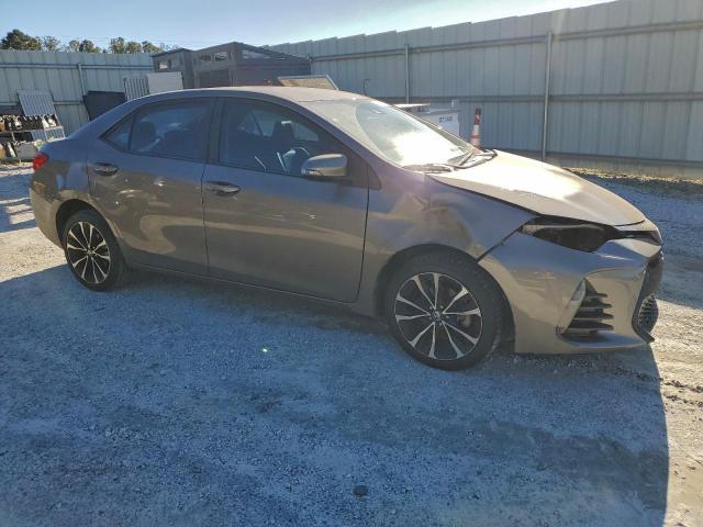 Toyota Corolla L Image 3