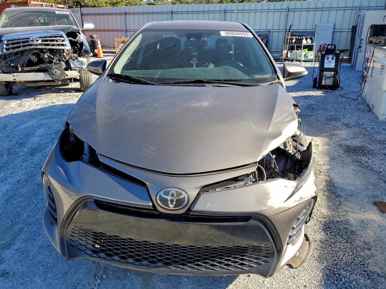 Toyota Corolla L Image 4