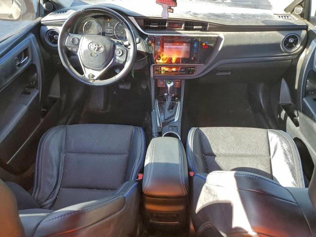 Toyota Corolla L Image 5