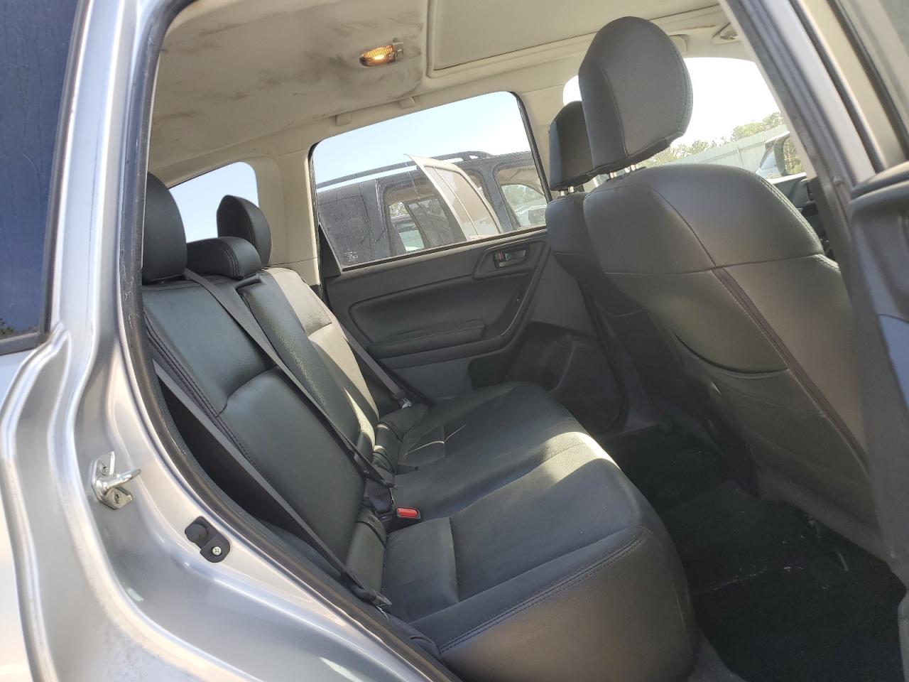 Subaru Forester 2.5i Premium Image 10