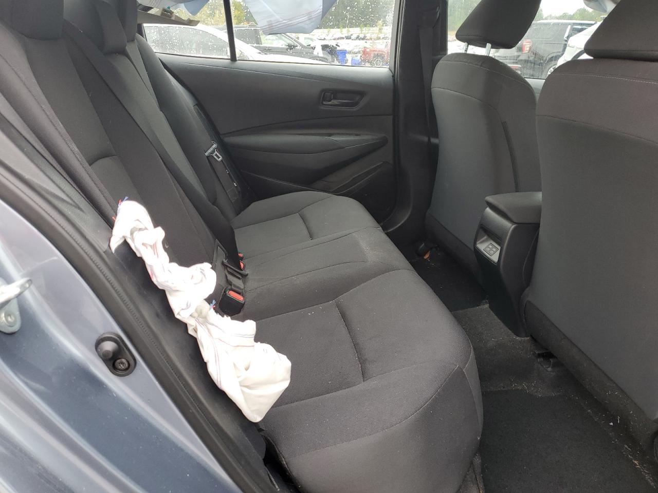 Toyota Corolla Le Image 6