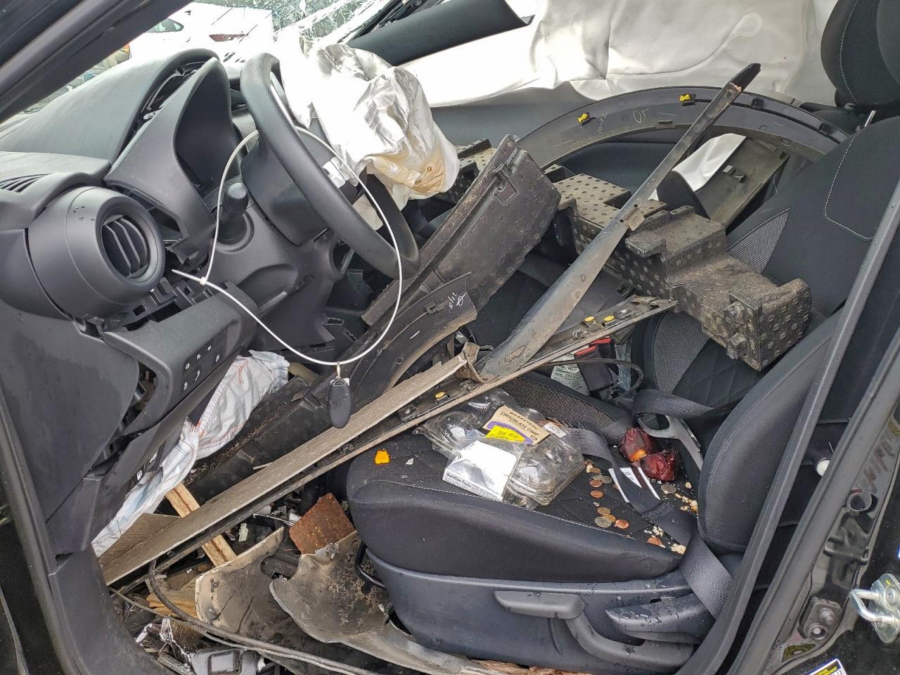 Nissan Kicks S Image 5