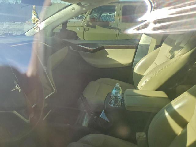 Tesla Model X Image 5