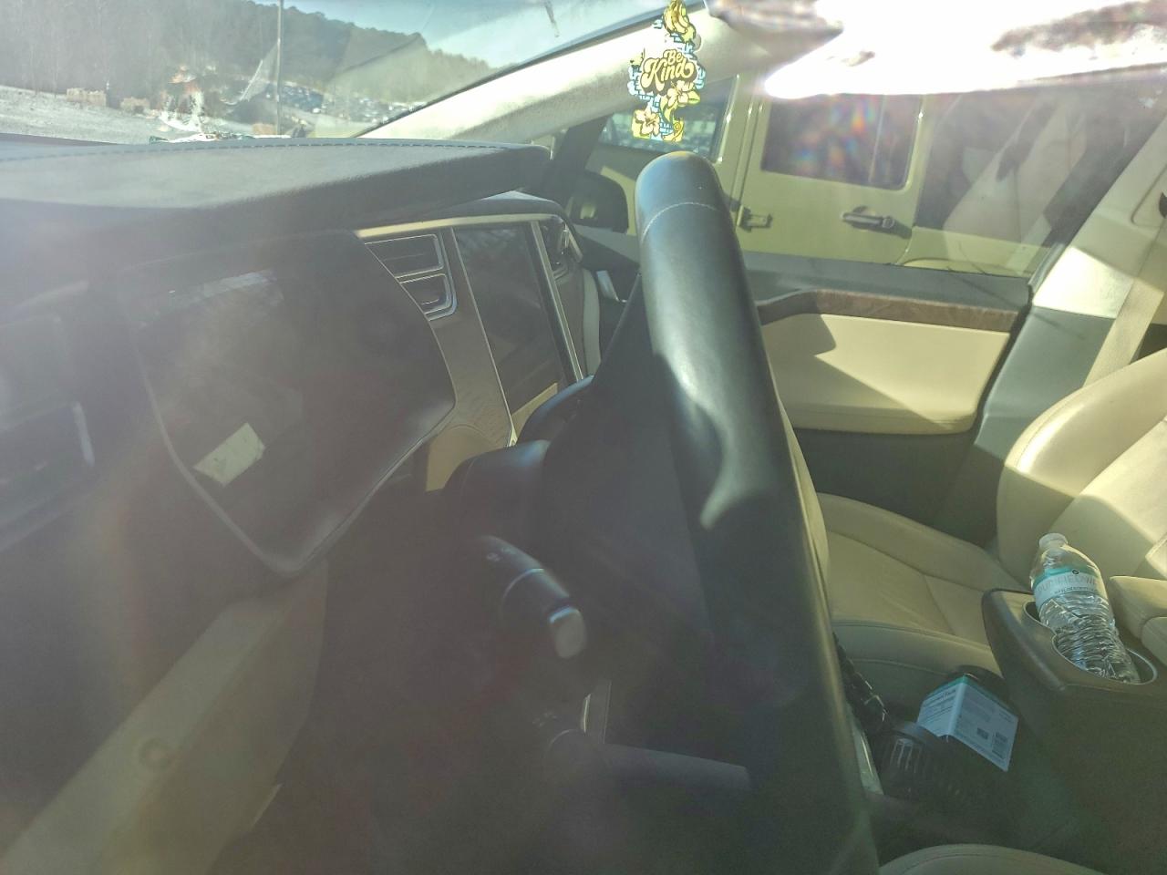 Tesla Model X Image 3