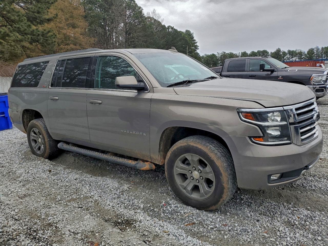 Chevrolet Suburban K1500 Lt Image 2