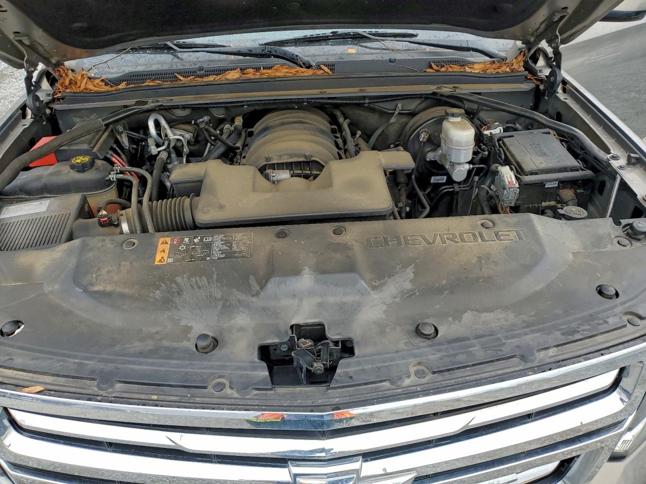 Chevrolet Suburban K1500 Lt Image 7